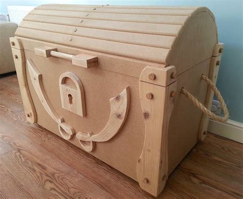 treasure chest toy box plans.